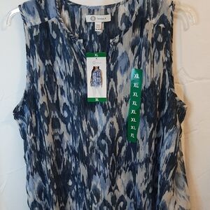 Cristina B. Size XL Blue and White Sleeveless Blouse New